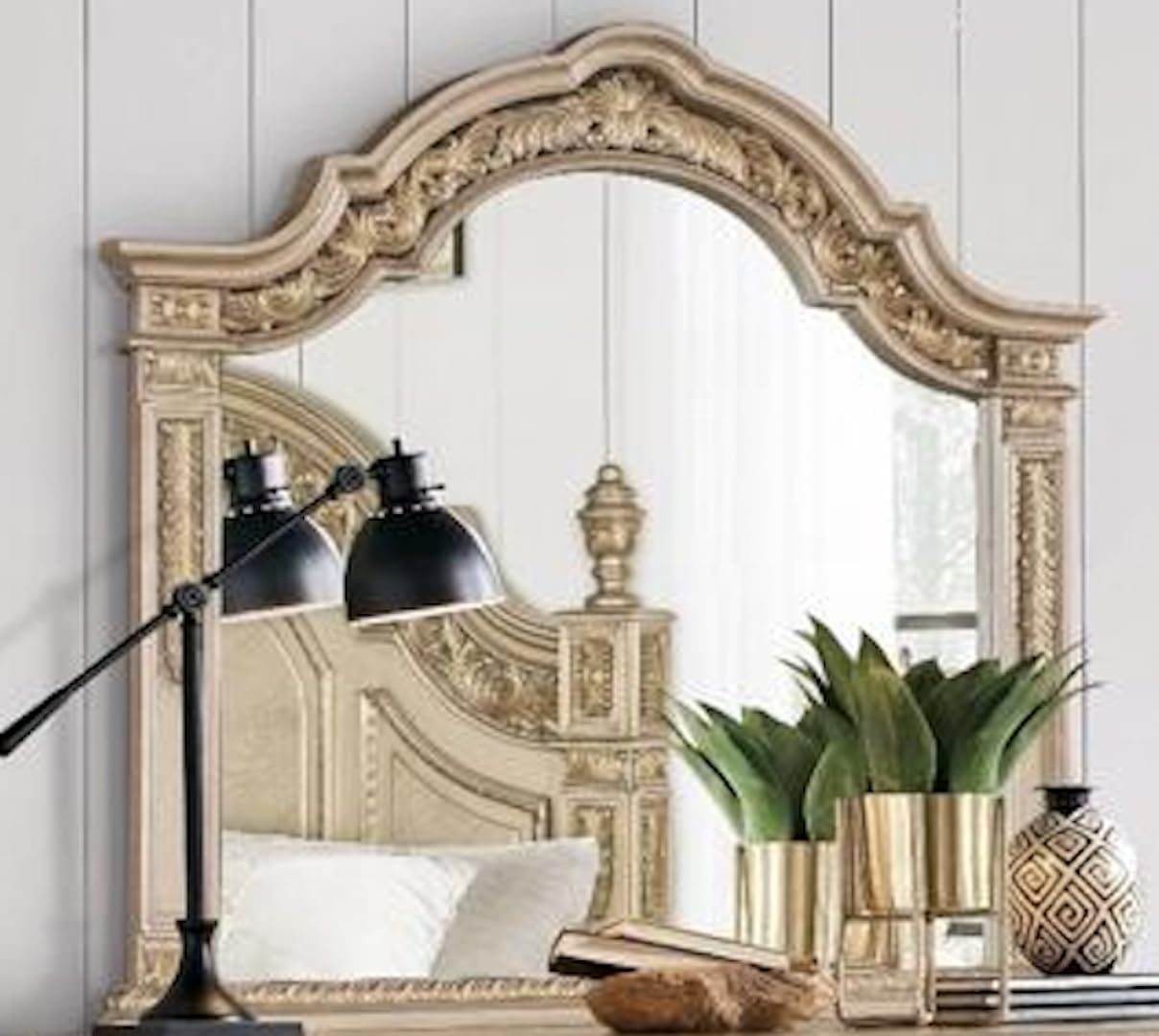 First of a Kind Carolina Gold Finish Traditional 5 Piece Queen Bedroom Set with Upholstered Tufted Headboard Ornate European Inspired Design Coordinated Furniture Collection