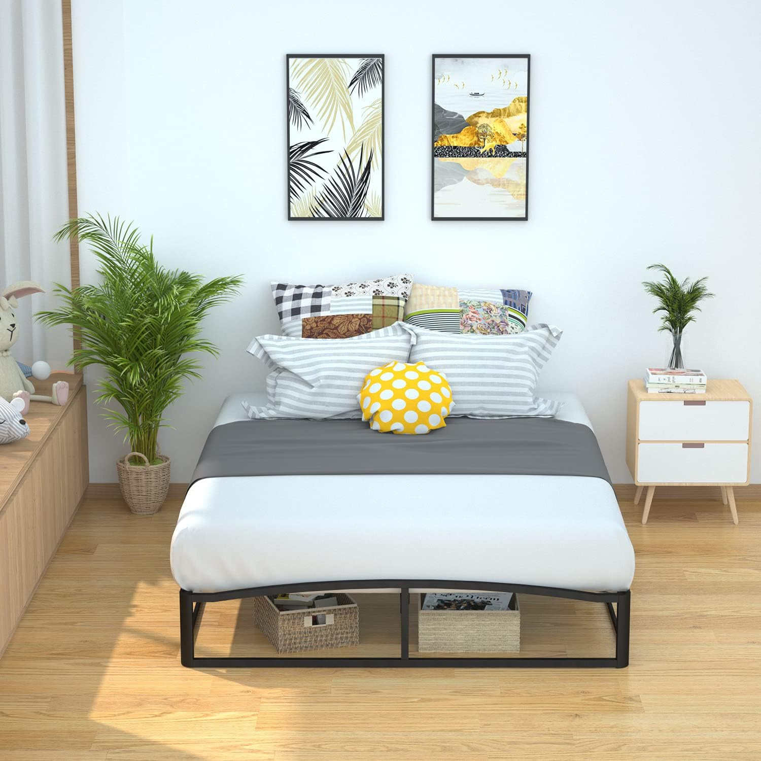 Amazon Basics Metal Platform Bed Frame with Wood Slat Support, Storage Space Underneath, 10 inches High, Queen, Black