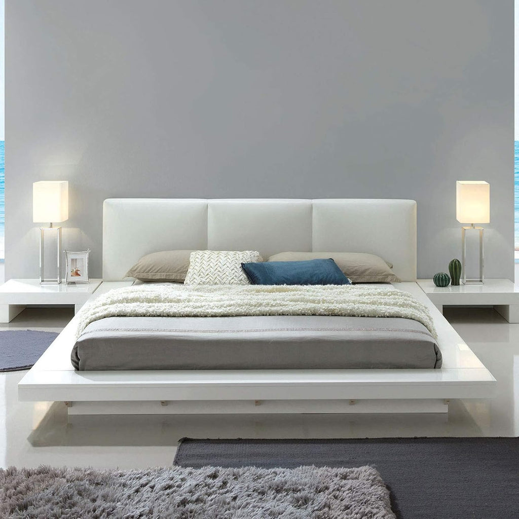 MASARA 5-Piece Contemporary Bedroom Set in White Finish with Low Profile Bed, Padded Leatherette Headboard, High Gloss Lacquer Finish, Solid Wood and Veneer (Queen)