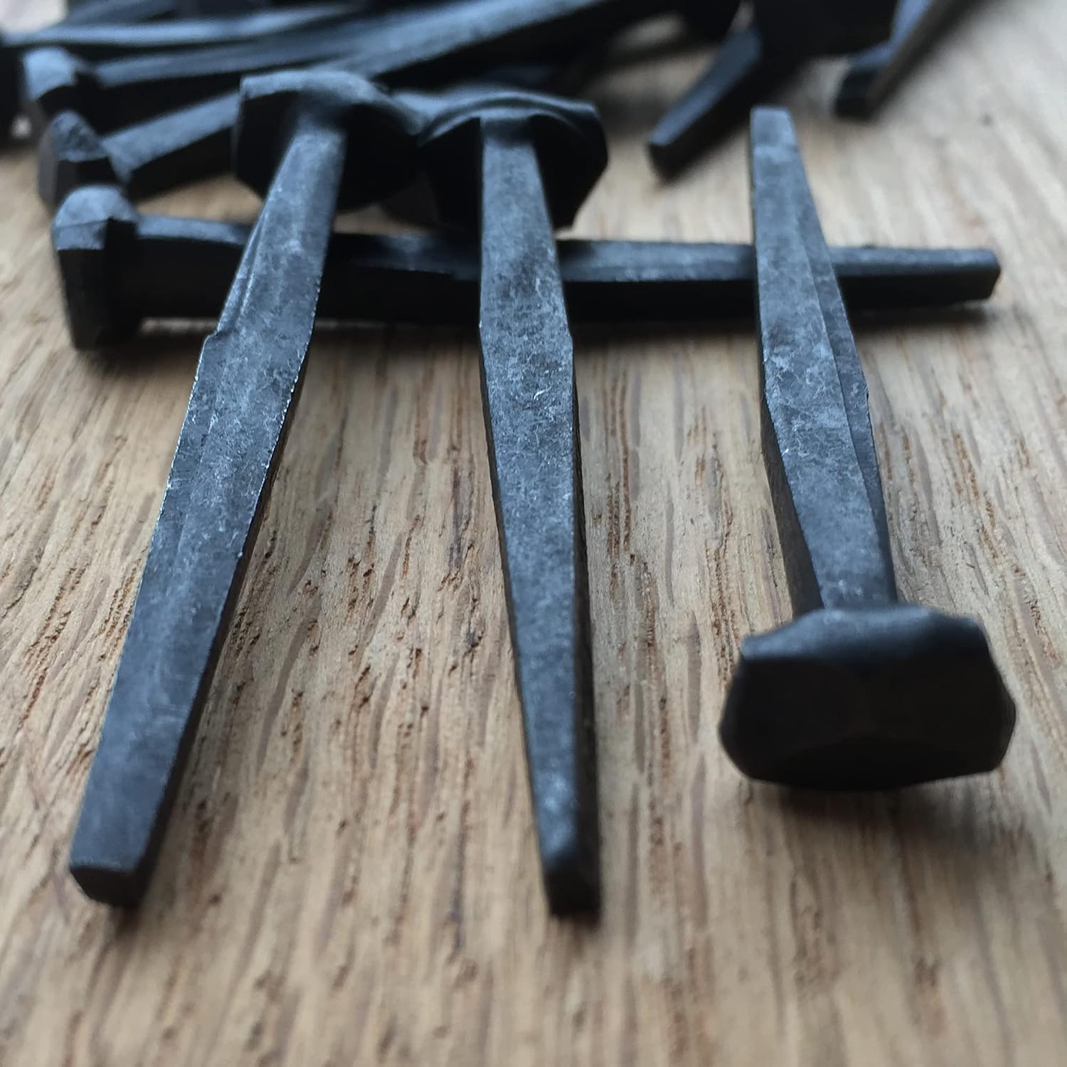 1.5'- Wrought Head Iron Nails – Antique Black rustic restoration accent nails for hanging, furniture, cabins, shutters & flooring – Decorative clavos nails – Distinct wrought rose head – 1.5 in