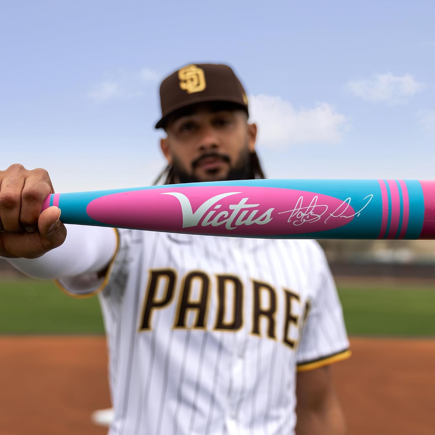 Vibe Pro-Crayon Alloy, USA Baseball, -10 Drop, 2 5/8' Barrel, Mid-Balanced