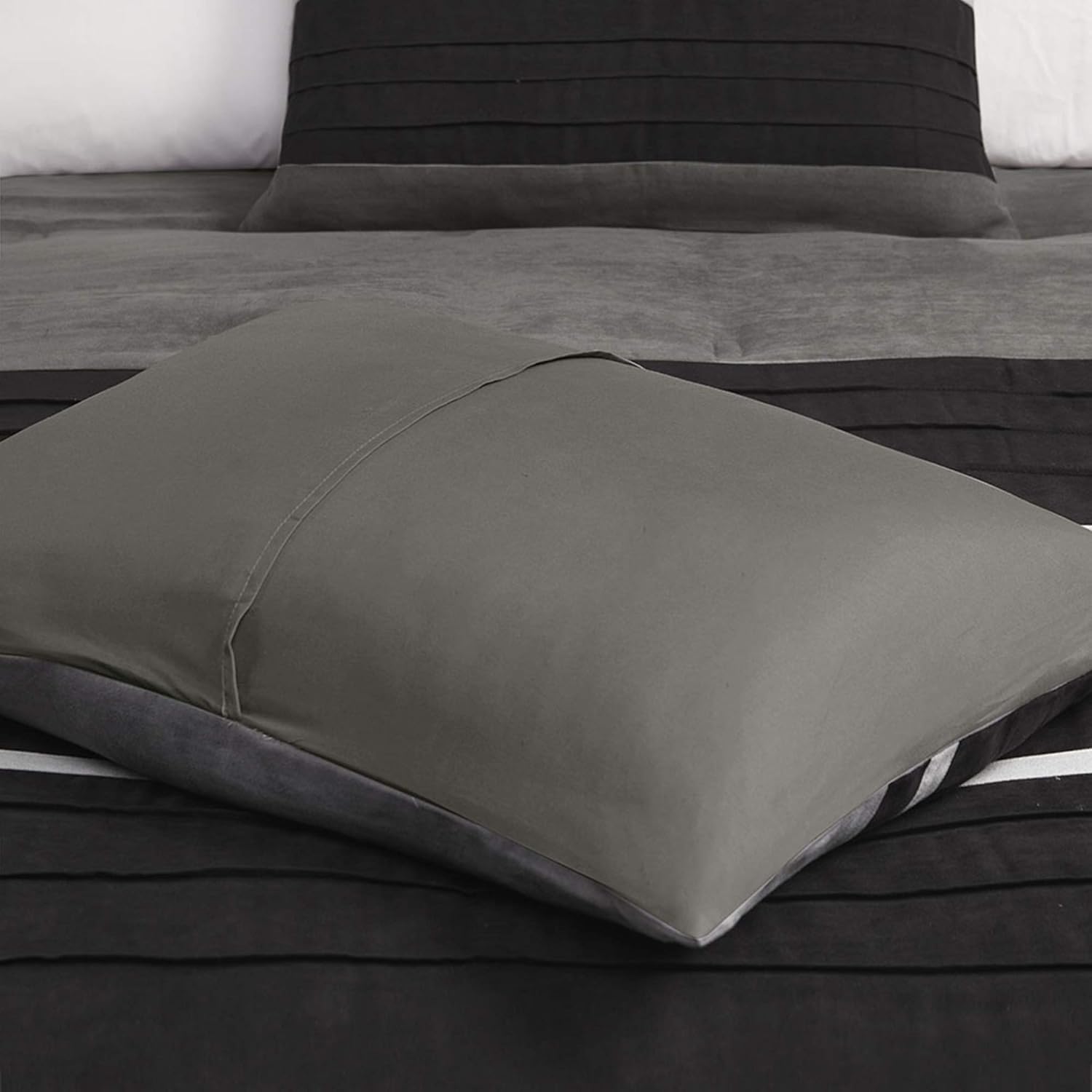 Madison Park - Palmer 7 Piece Comforter Set - Black and Gray - California King - Pieced Microsuede - Includes 1 Comforter, 3 Decorative Pillows, 1 Bed Skirt, 2 Shams