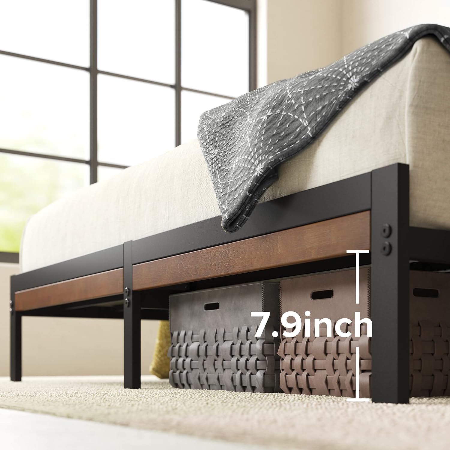 Zinus Kai Bamboo and Metal Platform Bed Frame with Headboard, No Box Spring Needed, Easy Assembly,King, Brown