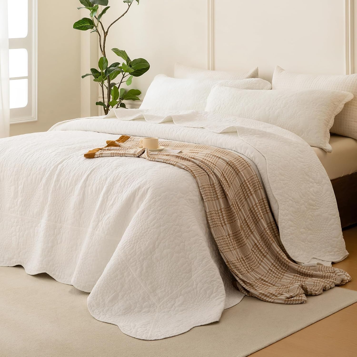 QSH 3PCs Milk White Oversized King Quilt (120'x120'),Stonewashed Cotton Bedspread California King,Ultra Soft Lightweight Crinkled Wave Pattern Bedspread Coverlet Rustic Bedding Set for All Seasons