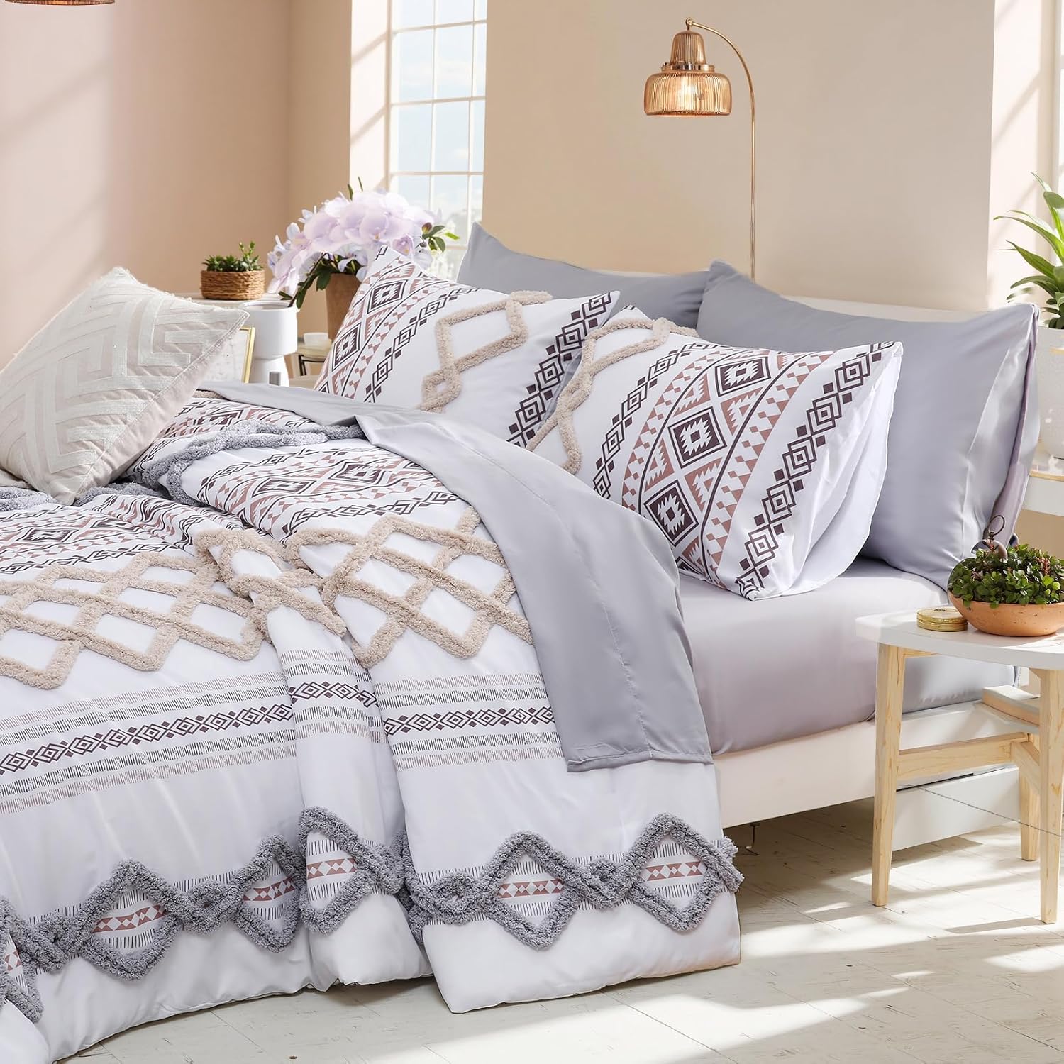 MOVE OVER Tufted Comforter Set King Size Boho Comforter Set 7 Pieces Bed in a Bag King 100% Soft Microfiber Aztec Comforter Set Shabby Chic Farmhouse Style Beige and Gray Fluffy Tufted Bedding Set