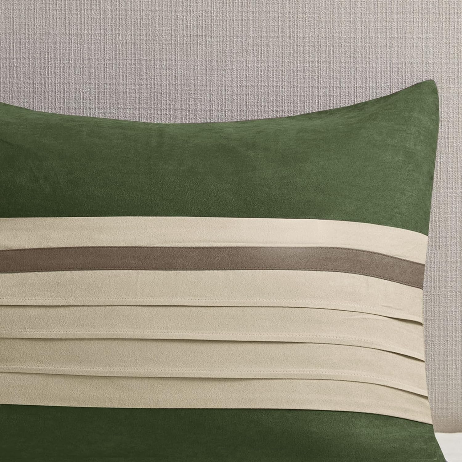 Madison Park Cozy Comforter Set-Luxury Faux Suede Design, Striped Accent, All Season Down Alternative Bedding, Matching Shams, Decorative Pillow, Green, California King (104 in x 92 in)