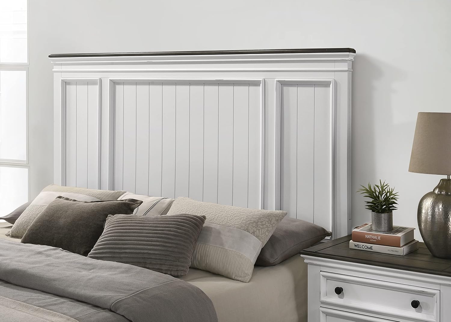 Clelane Shiplap Wood Panel Bed, Weathered White and Dark Gray