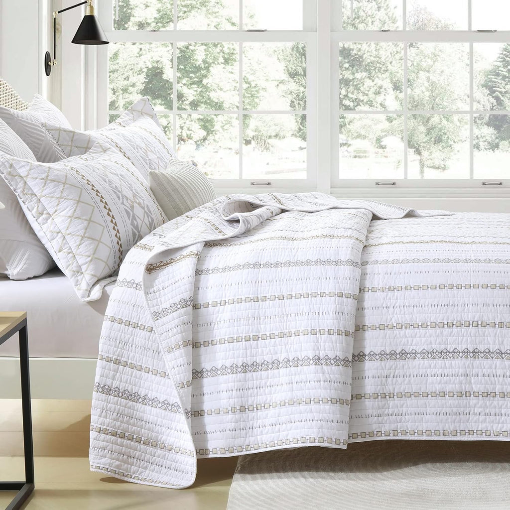 PERHOM Cotton Quilt King Size - 3 Pieces 100% Cotton Boho Striped Lightweight Soft Beige Gray White King Quilt Set with 2 Shams, Bohemian Pattern King Bedspread/Coverlet/Bedding Set for All Seasons