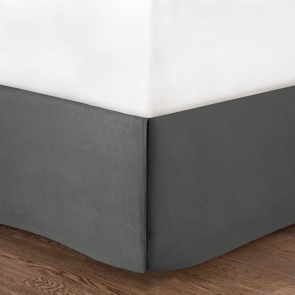 Madison Park Walter Comforter - Luxe Seersucker Print Design, All Season Down Alternative Bedding, Matching Shams, Bedskirt, Decorative Pillows, Grey King(104'x92') 7 Piece