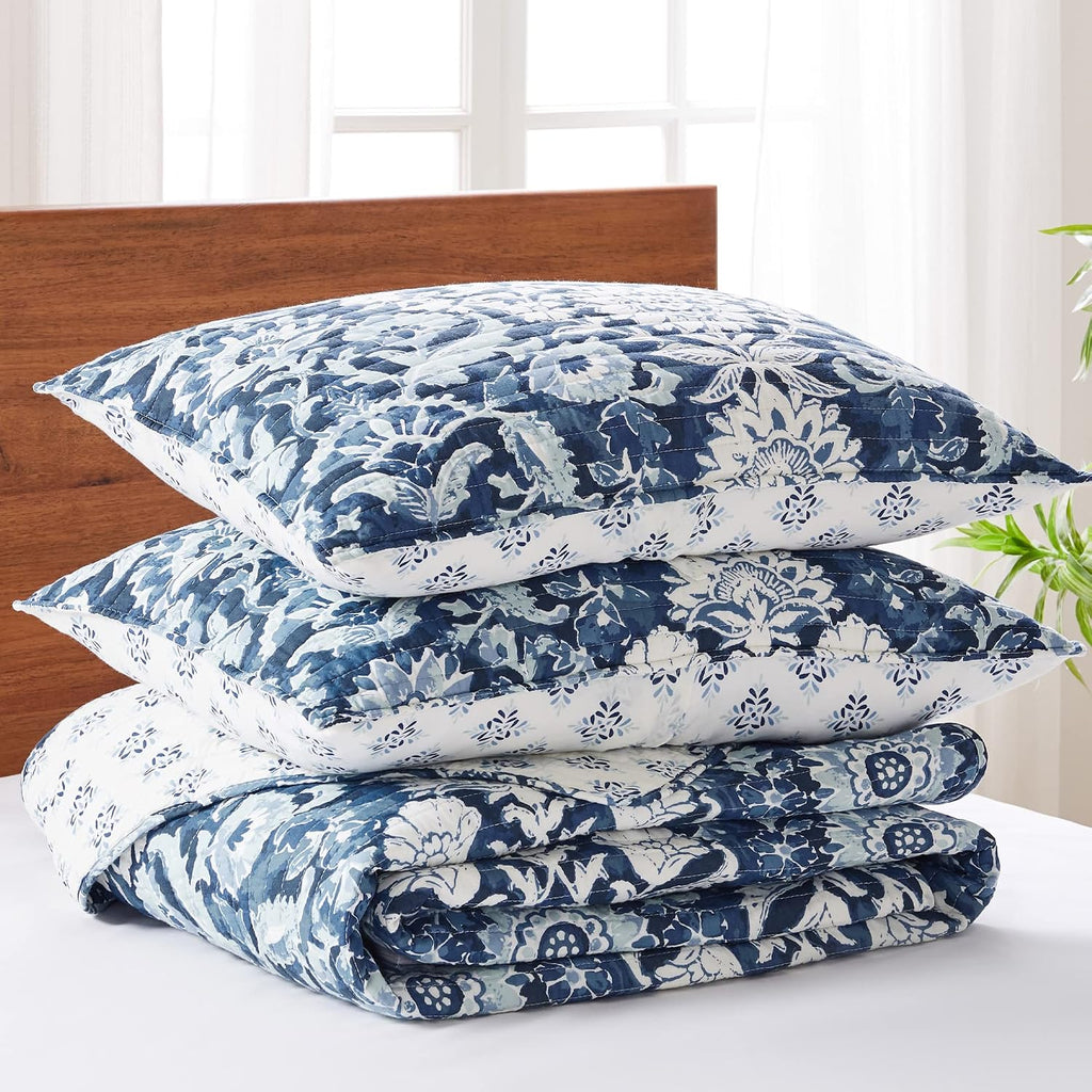 Levtex Home - Laure Indigo Quilt Set - Full/Queen Quilt and Two Standard Shams - Floral - Indigo, Blue and White - Quilt (88x92in.) and Shams (20x26in.) - Reversible - Cotton