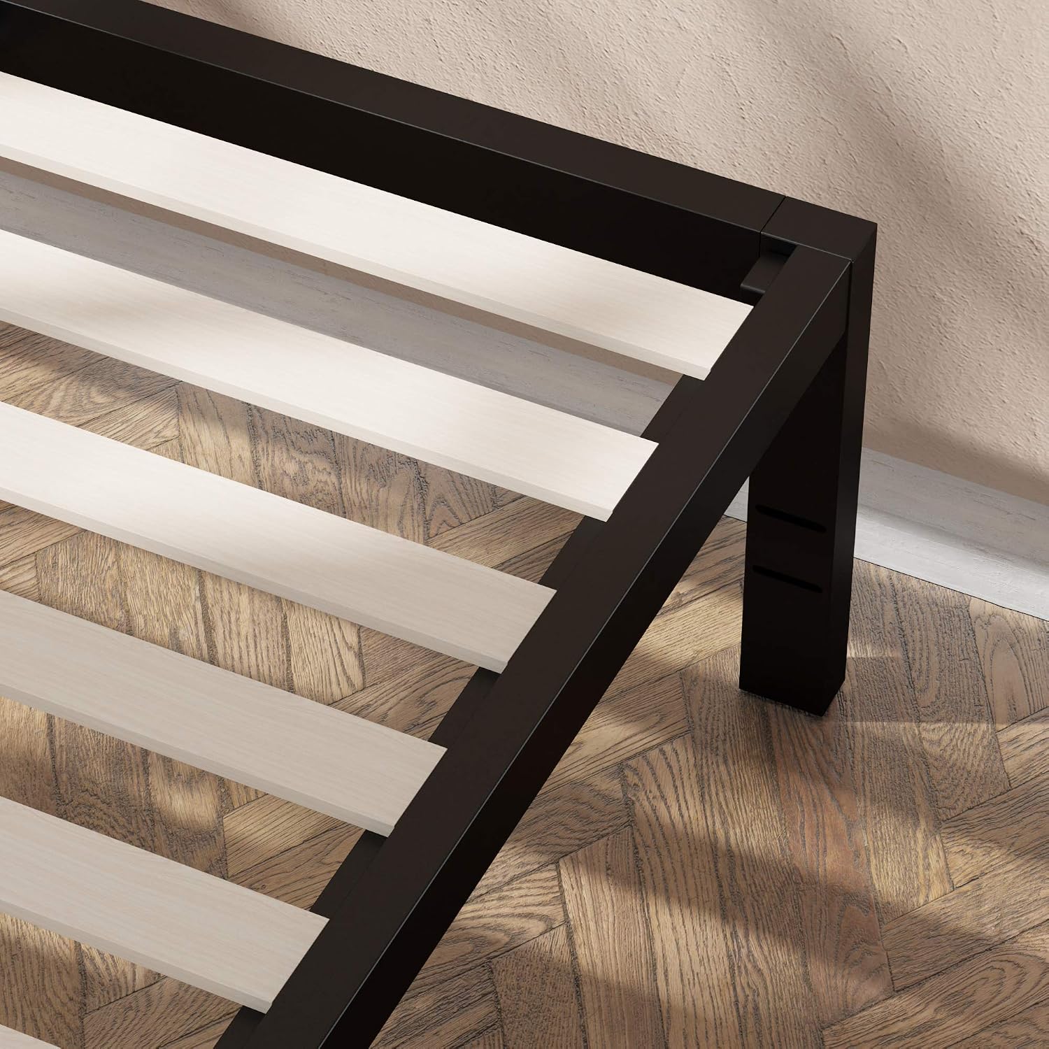 ZINUS Lorrick Metal Platform Bed Frame, Mattress Foundation, Easy, Bolt Free Assembly, Queen, Black