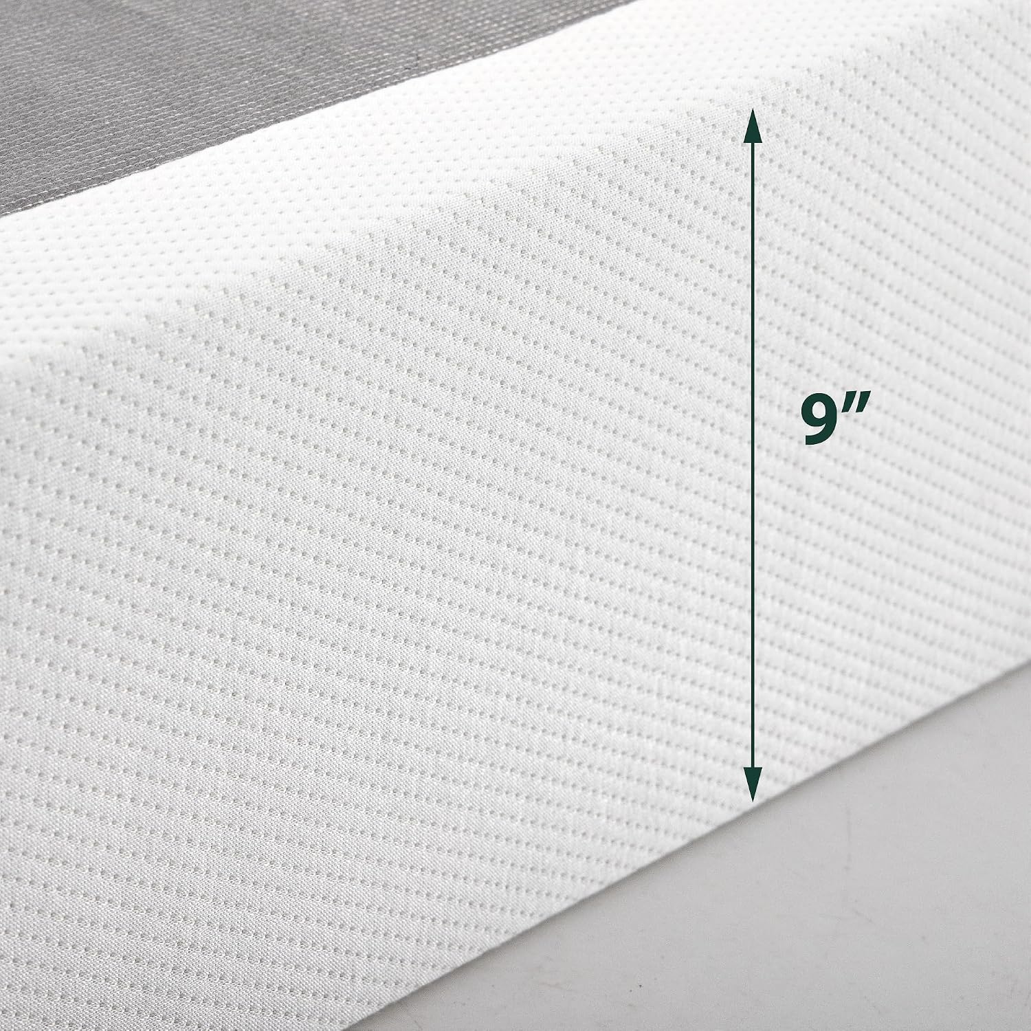 ZINUS 9 Inch Box Spring with Cover, No Assembly Mattress Foundation, Sturdy Metal Structure, Twin XL, White