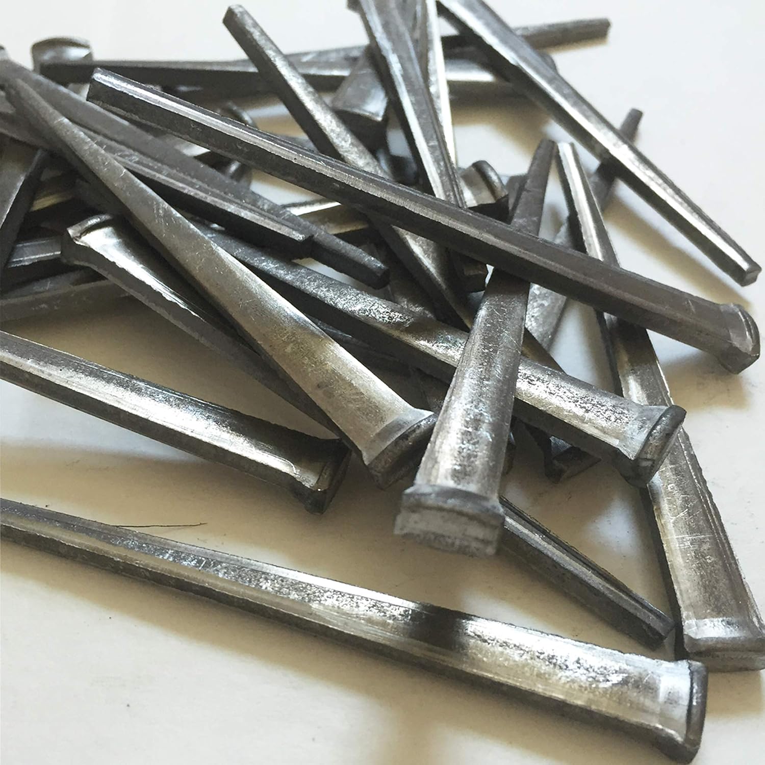 2.5'- CUT COMMON NAILS - Metallic Color - Antique rustic restoration accent nails for hanging, furniture, cabins, shutters & flooring – Decorative clavos nails – Distinct SQUARE HEAD Nail – 2.5 in