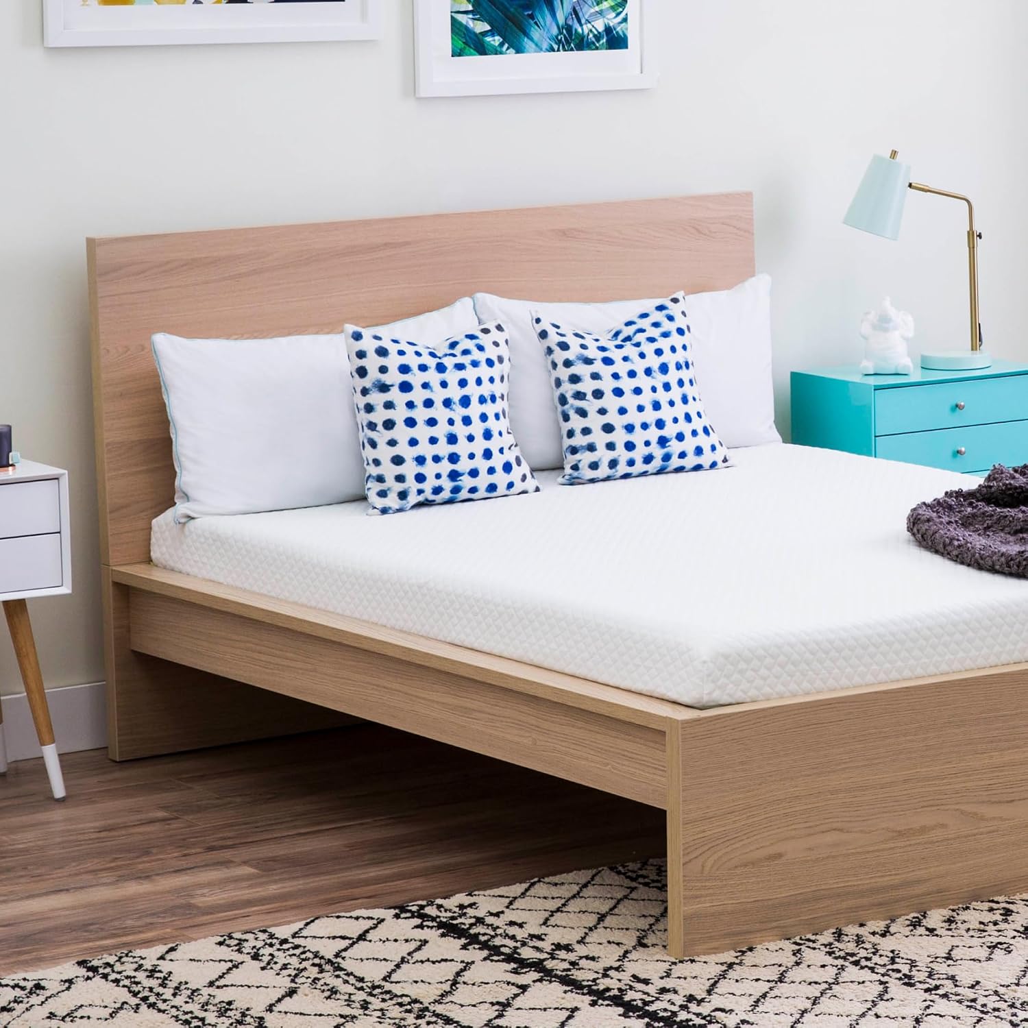 Linenspa 5 Inch Gel Infused Memory Foam Mattress - Queen Size - Firm - Low Profile Bed - Mattress in a Box - Youth or Kids Bed - Guest Bedroom - Pressure Relieving and Breathable - CertiPur Certified