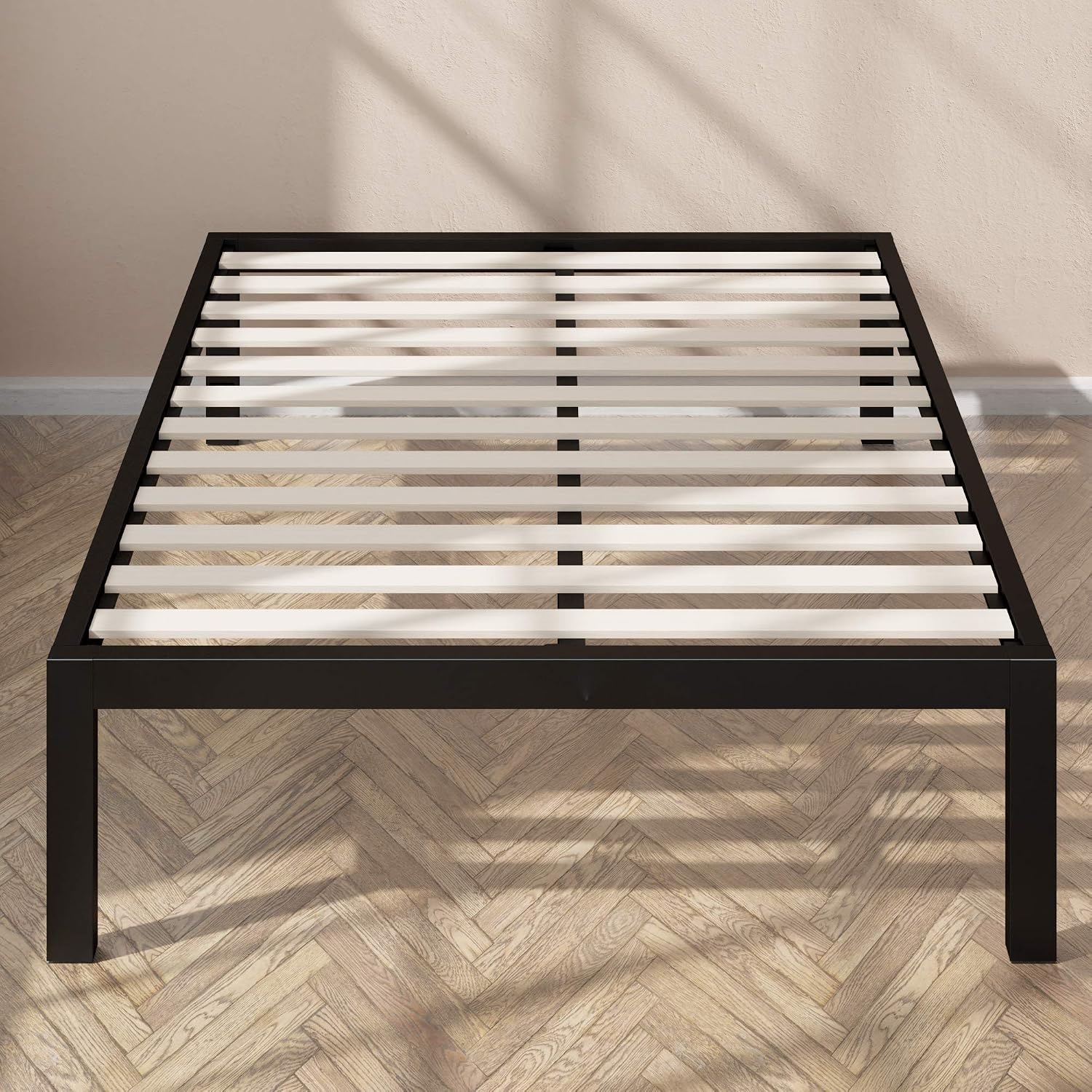 ZINUS Lorrick Metal Platform Bed Frame, Mattress Foundation, Easy, Bolt Free Assembly, Queen, Black