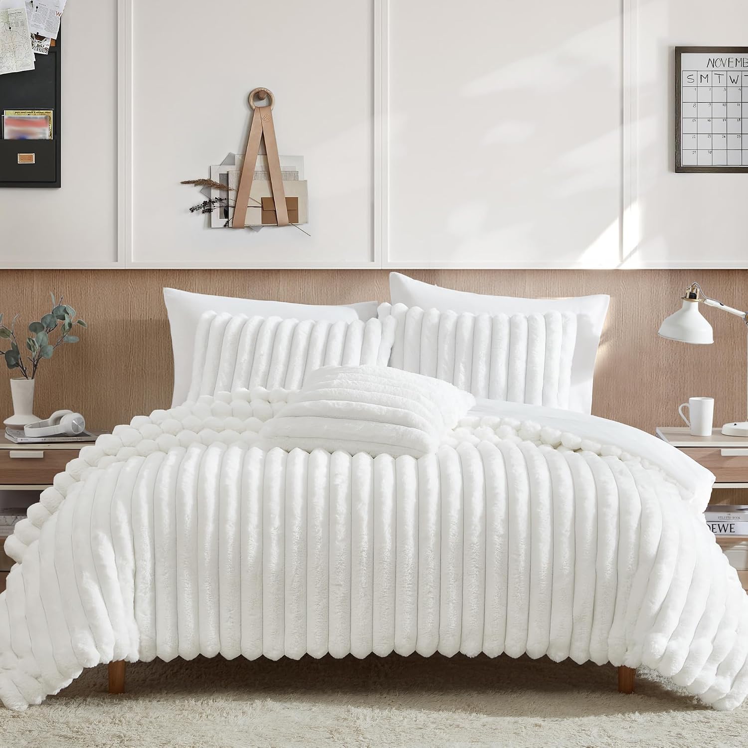 Riverbrook Home Everett Faux Fur 3-Piece Comforter Set, Twin XL, White