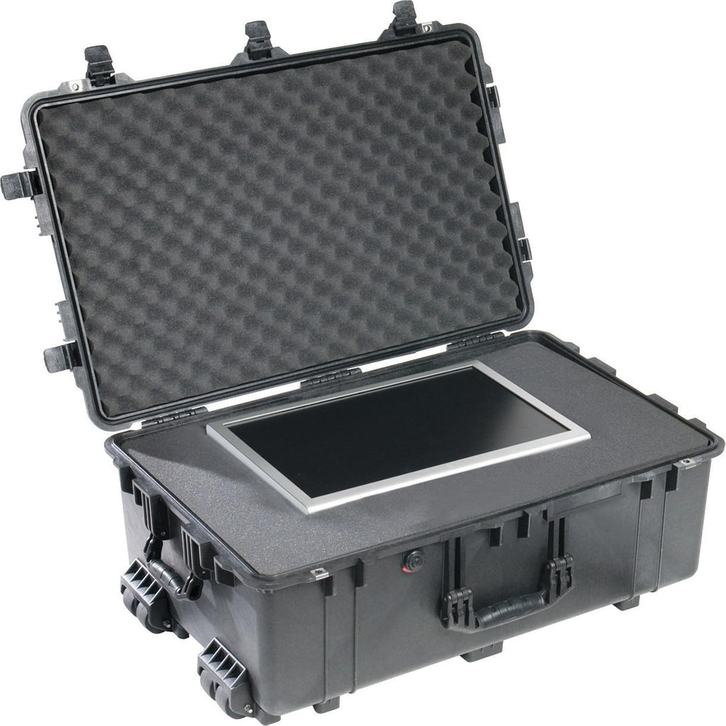 Pelican 1650 Case With Foam (Desert Tan)