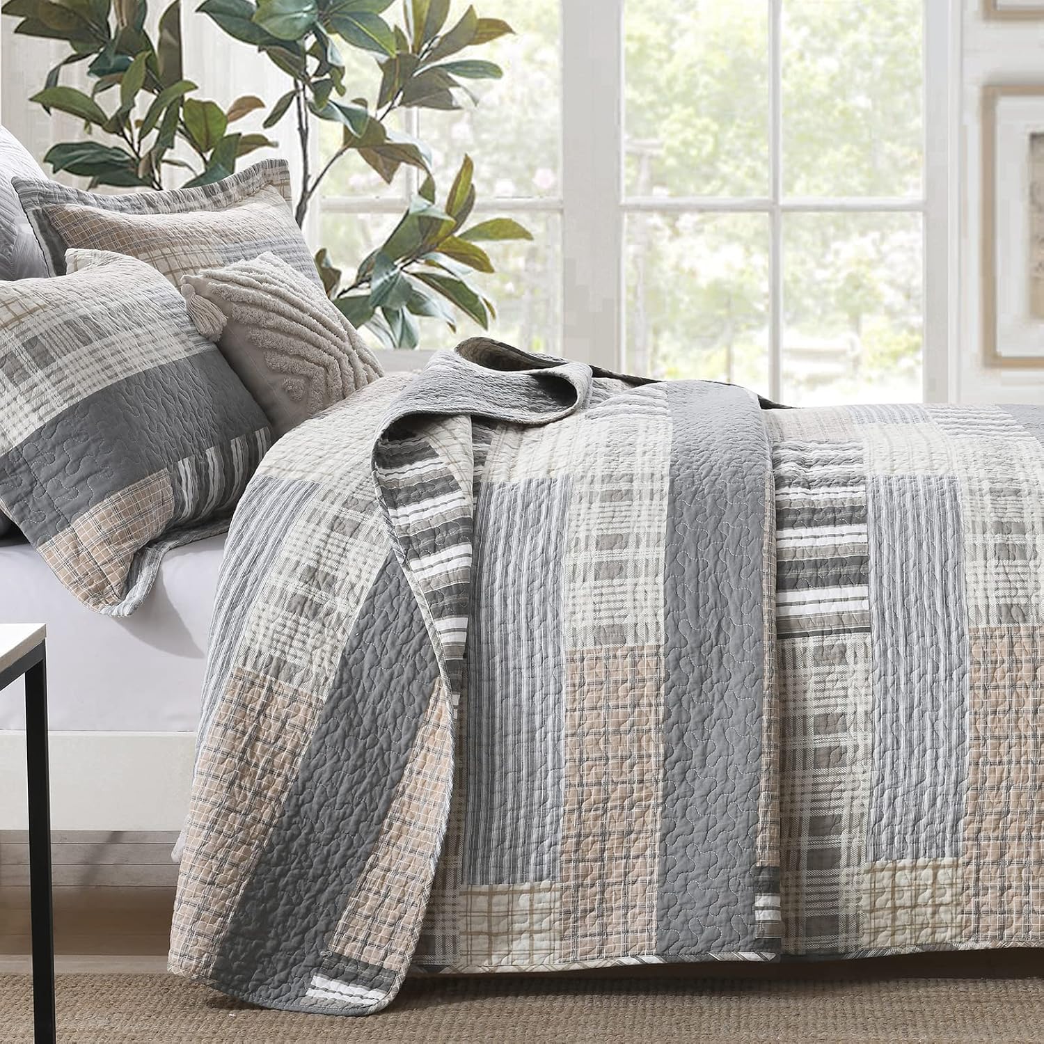 PANGUSHAN Quilt Set King Size, 100% Cotton Quilt Bedding Set Bedspreads, Patchwork Plaid Farmhouse Reversible Lightweight Comforter Bed Spread for King Bed, Gray/Brown, 3 Pieces