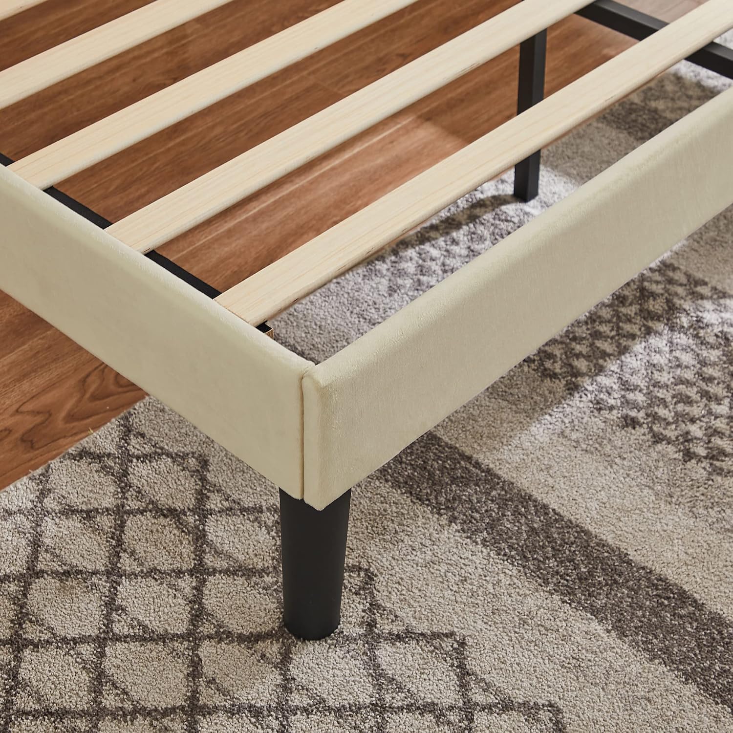 VECELO Queen Size Upholstered Platform Bed Frame with Fabric Headboard,Wooden Slats Support/No Box Spring Needed/Mattress Foundation/Easy Assembly,Beige