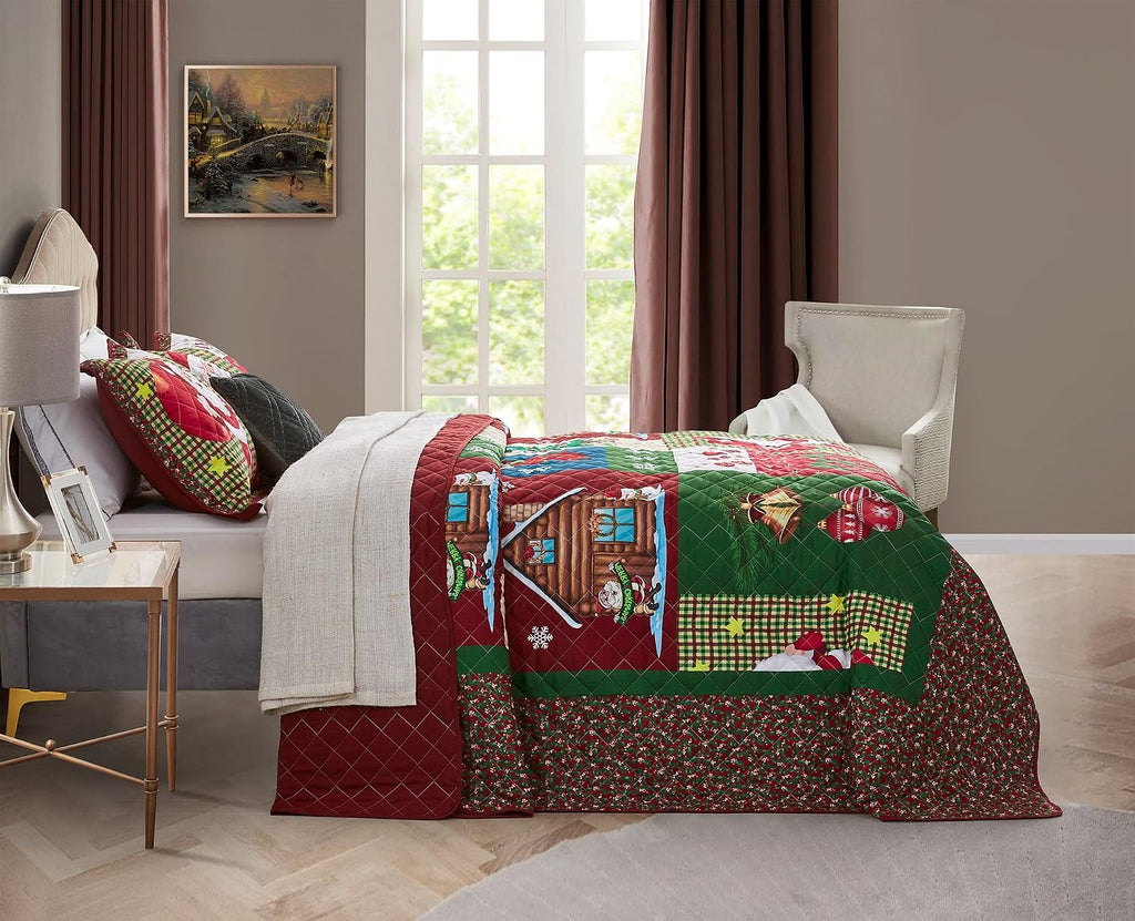 CHIXIN Christmas Oversized Bedspread King Size, Santa Claus Pattern Bedding Quilt, Rustic Lodge Plaid Patchwork Coverlet Set, Lightweight & Soft Microfiber, 3 Piece, King/Cal King