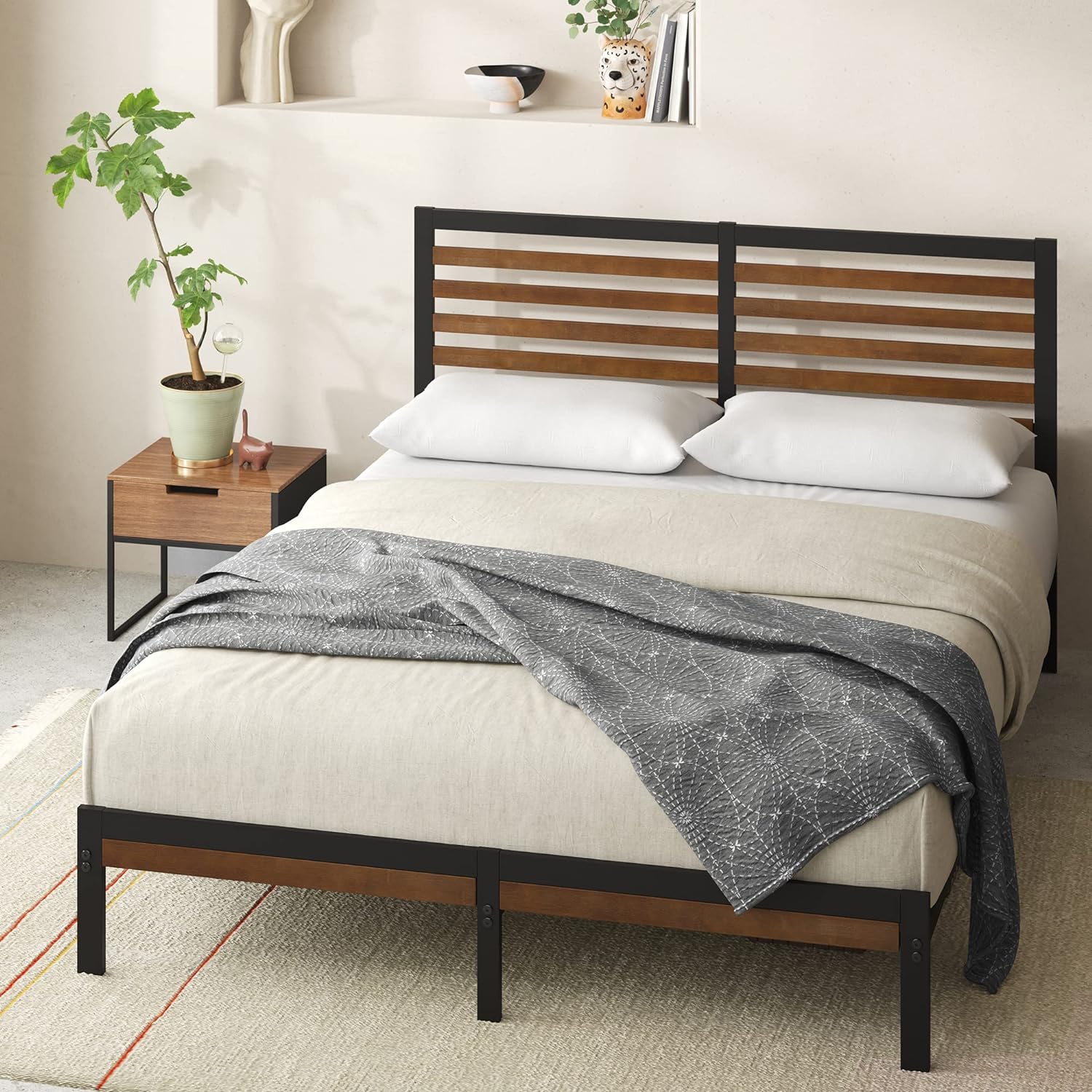 Zinus Kai Bamboo and Metal Platform Bed Frame with Headboard, No Box Spring Needed, Easy Assembly, Queen, Brown