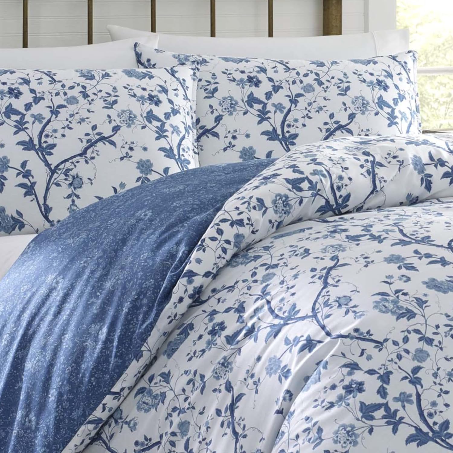 Laura Ashley Home - Twin Comforter Set, Reversible Cotton Bedding, Includes Matching Sham with Bonus Euro Sham & Throw Pillows (Elise Blue, Twin)