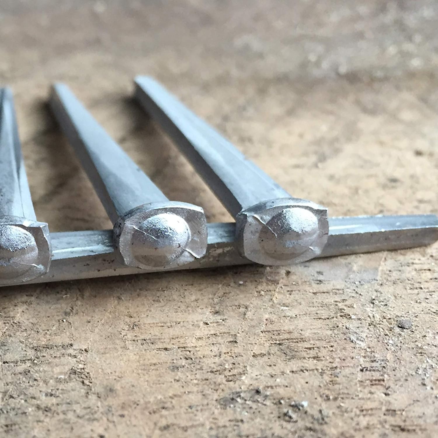2.5'- COMMON ROSE HEAD Nails - Metallic Color - Antique rustic restoration accent nails for hanging, furniture, cabins, shutters, flooring – Decorative clavos nails – Distinct SQUARE HEAD Nail 2.5 in