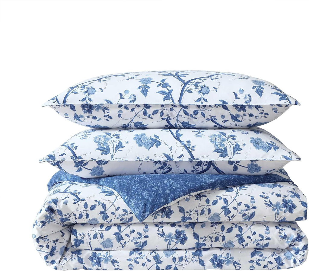 Laura Ashley – Queen Comforter Set, Reversible Floral Bedding with Matching Shams & Bonus Decorative Pillows, Medium Weight, 7-Piece, College Dorm Room Essentials (Elise Blue)