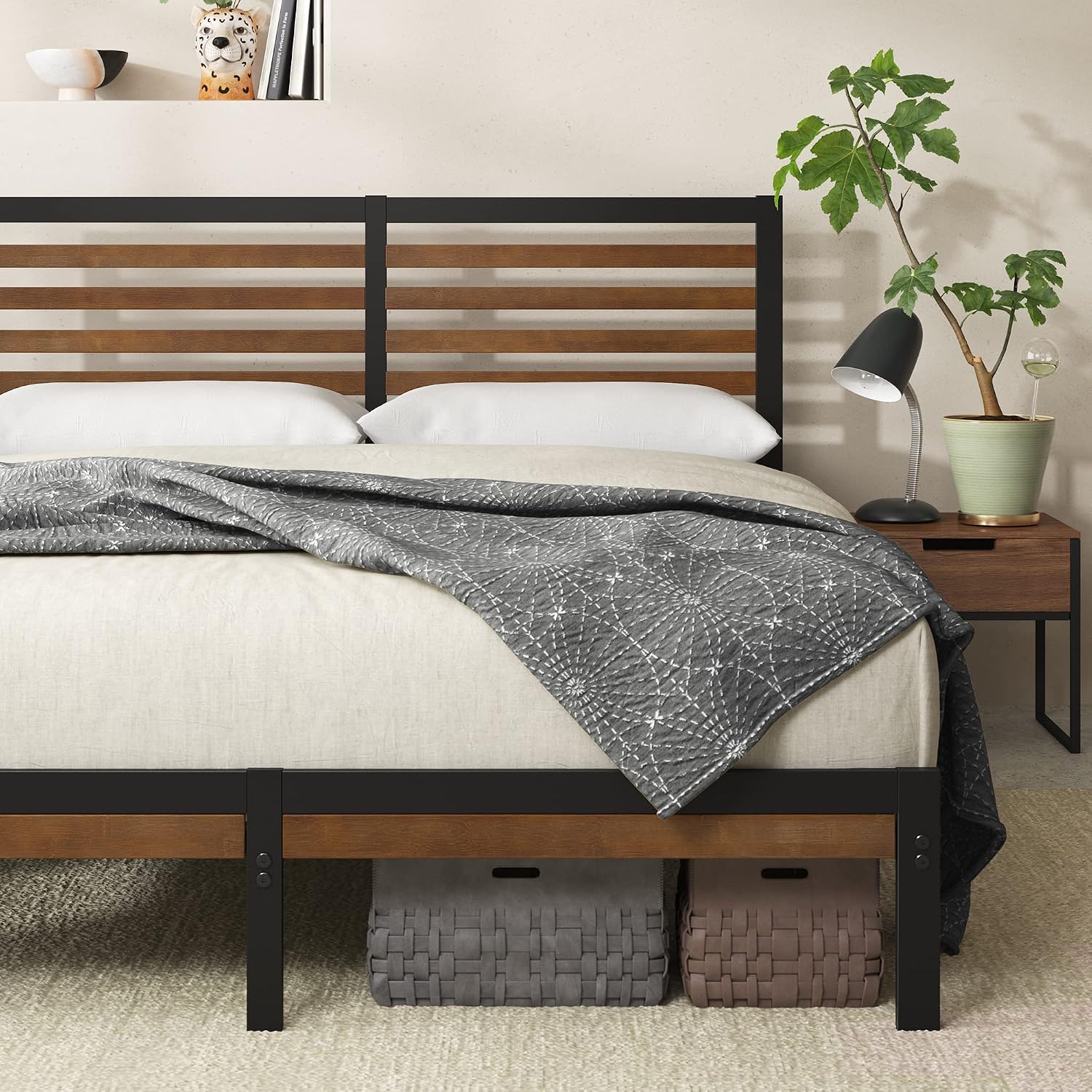 Zinus Kai Bamboo and Metal Platform Bed Frame with Headboard, No Box Spring Needed, Easy Assembly, Queen, Brown