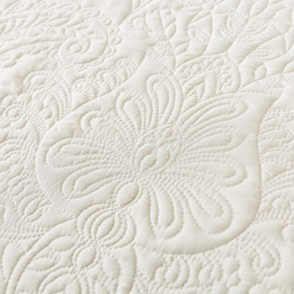 HoneiLife Oversized King Bedspreads 128x120 - California King Quilts 4-Piece, Cal King Quilt Sets,Rustic Bedding Sets King Size,Reversible Coverlets Lightweight Bedlinen Set for All Season Use-Beige