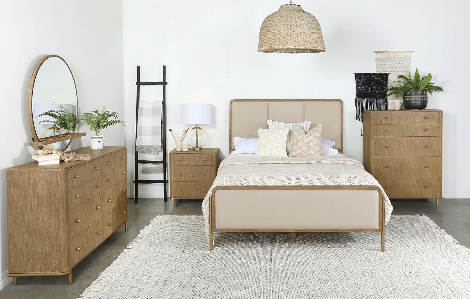 Coaster Home Furnishings Arini 5-Piece California King Bedroom Set Cream and Sand Wash 224301KWCRM-S5