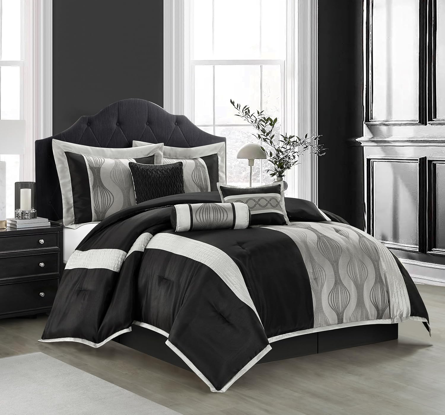 Stratford Park Elegant Black and Silver Comforter Set Queen Size, 7 Pieces Bedding & Collection, Jacquard All Season Comforter & Pillows, Ultra-Soft Microfiber