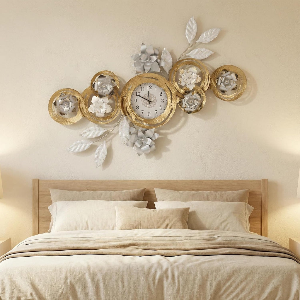 Large 3D Metal Wall Decor Vintage Gold Abstract Circular Exquisite Clocks And Black And White Gradient Metal Floral Wall Art Are Suitable For Aesthetic In Living rooms Bedrooms Kitchens And Offices