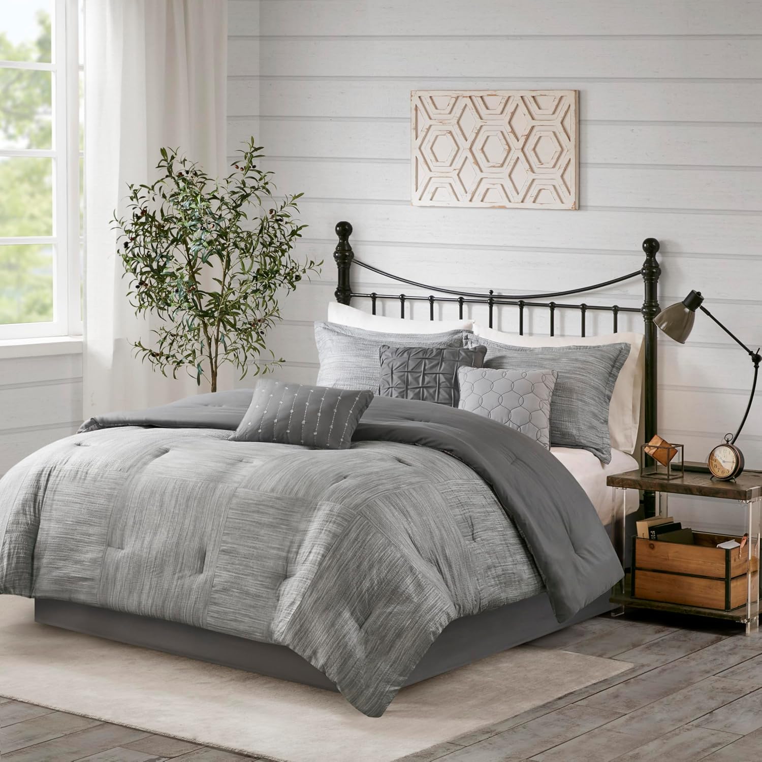 Madison Park Walter Comforter - Luxe Seersucker Print Design, All Season Down Alternative Bedding, Matching Shams, Bedskirt, Decorative Pillows, Grey King(104'x92') 7 Piece
