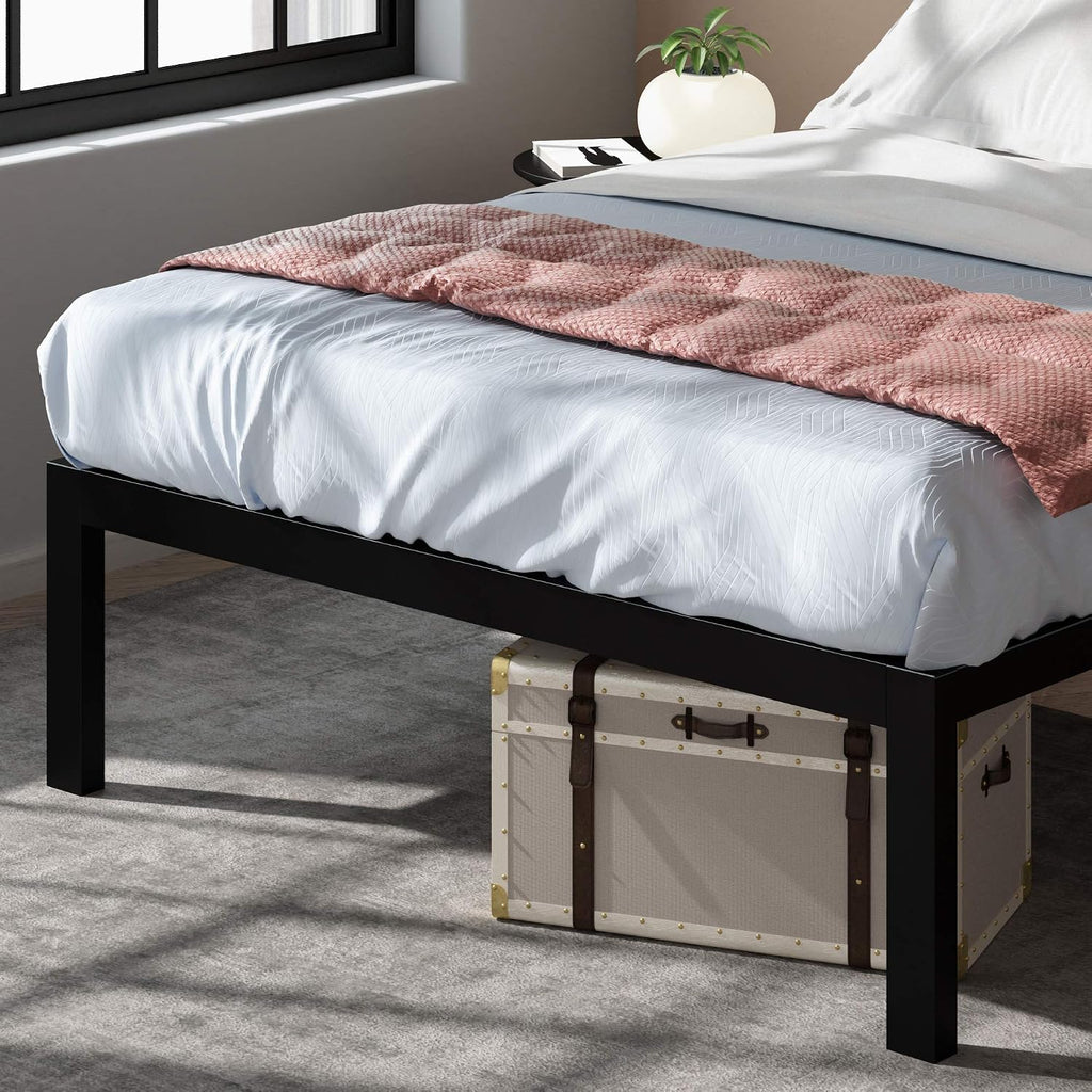 ZINUS Lorrick Metal Platform Bed Frame, Mattress Foundation, Easy, Bolt Free Assembly, Queen, Black