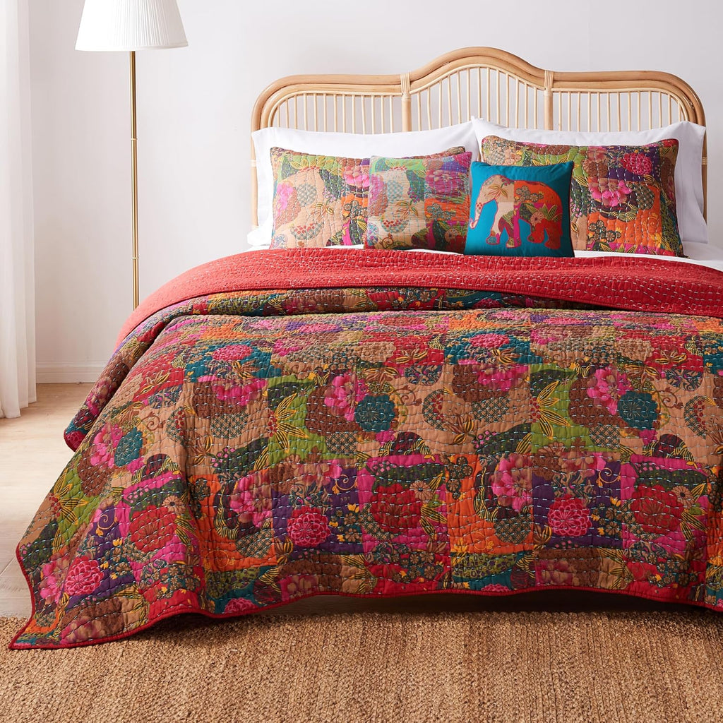 Greenland Home Jewel 100% Cotton Kantha Quilted Reversible Bedding Set, Twin (4 Piece), Red