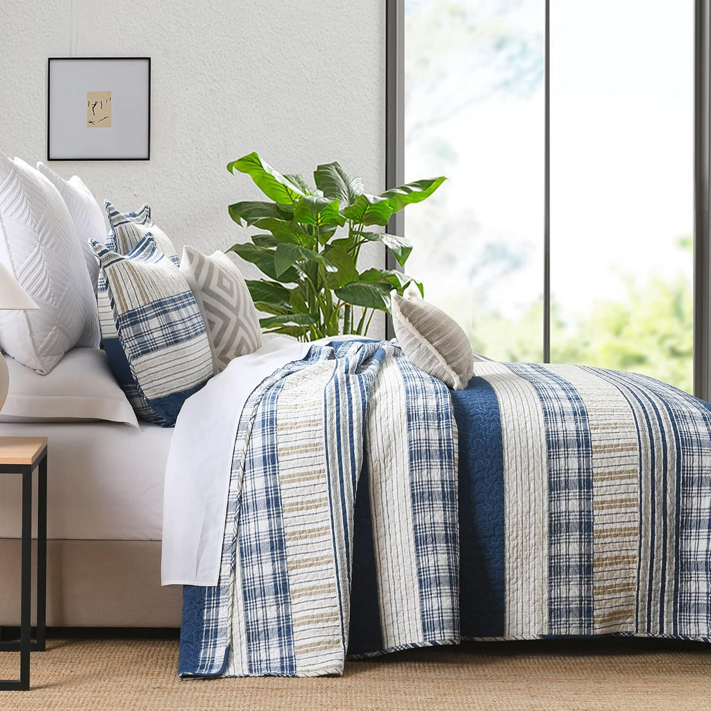 Homzard 100% Cotton Qult Set, California King 118'' x 106'' Oversized Bedspread Set with 2 Pillow Shams, Blue White Tan Bedding Comforter Set, Plaid Striped Coverlet Sets Reversible Bed Set | Oeko-Tex Certified