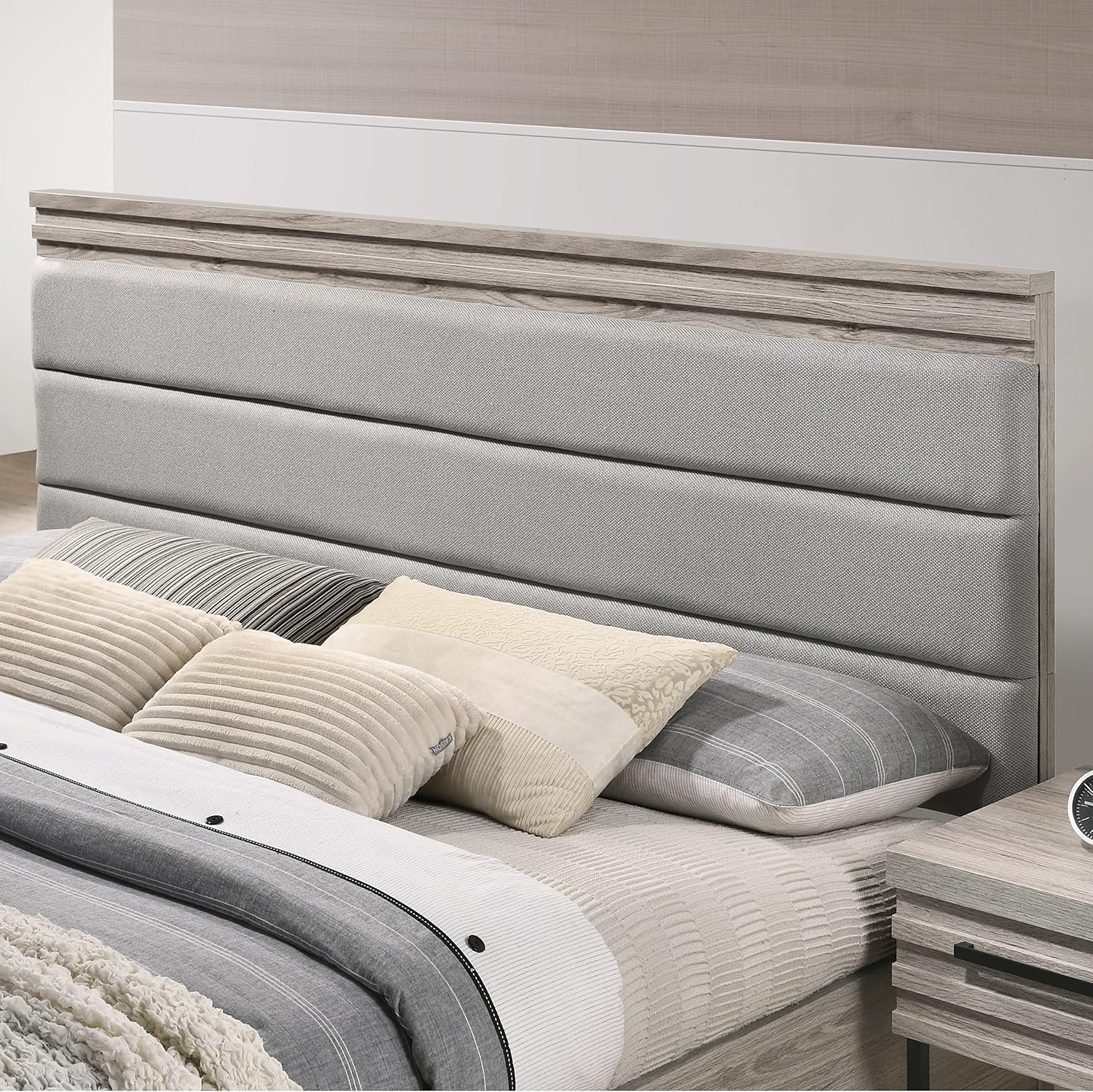 Roundhill Furniture Alvear Upholstered Wood Panel Bed, Dresser, Mirror, Nightstand, and Chest, Queen