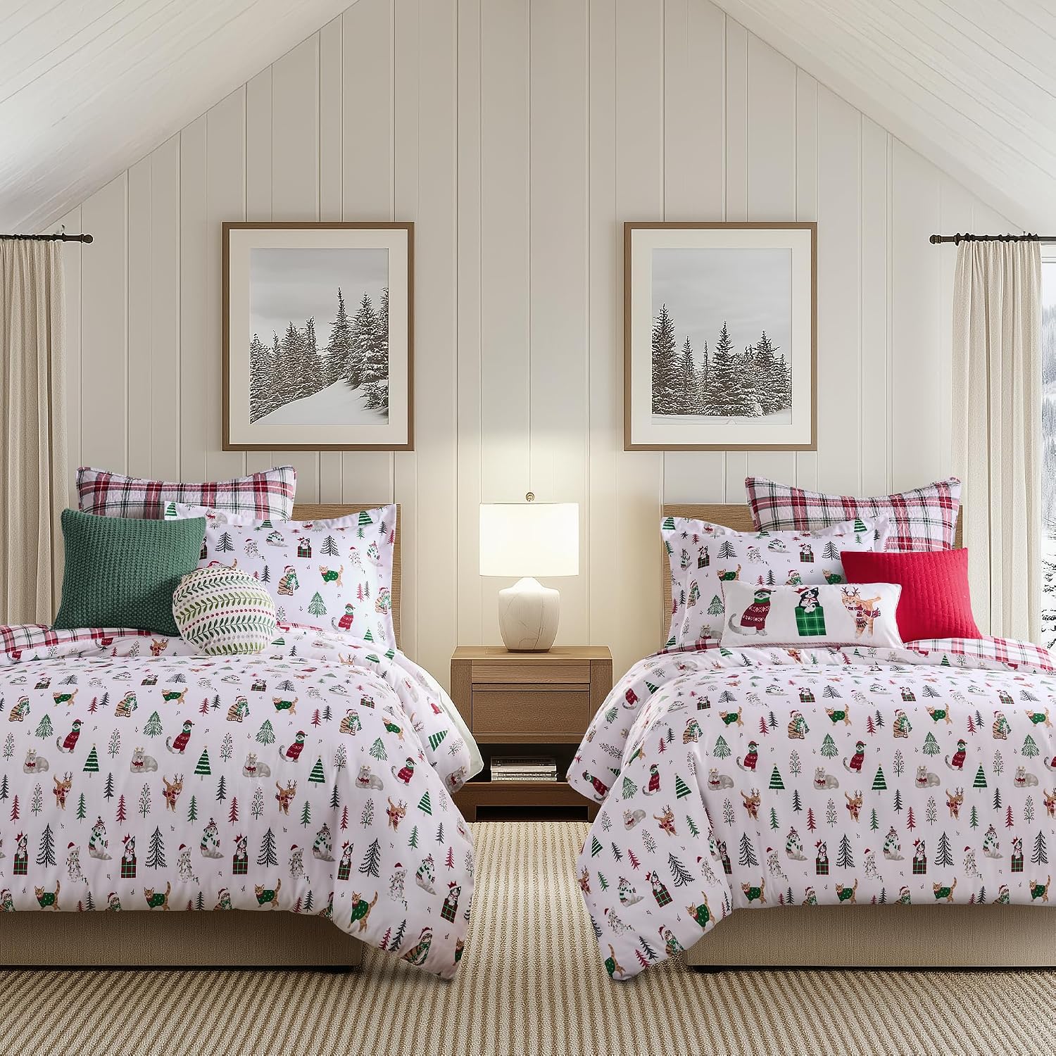 Levtex Home - Meowy Christmas Comforter Set - Full/Queen Comforter (90x94in.) + Two Shams (20x26in.) - Holiday Cats - White Red Green - Reversible - Polyester