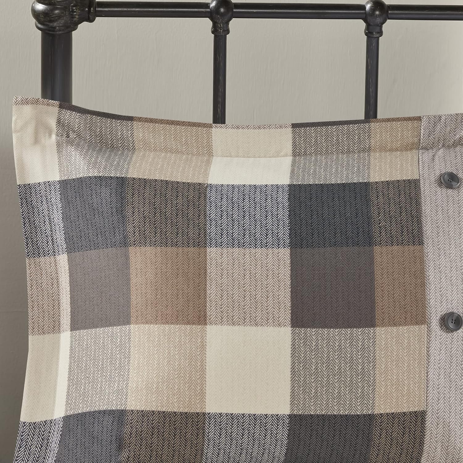 Madison Park Ridge Comforter Set-Cabin Lodge Plaid Herringbone Design All Season Down Alternative Cozy Bedding with Matching Bedskirt, Shams, Decorative Pillow, King(104'x92'), Neutral 7 Piece