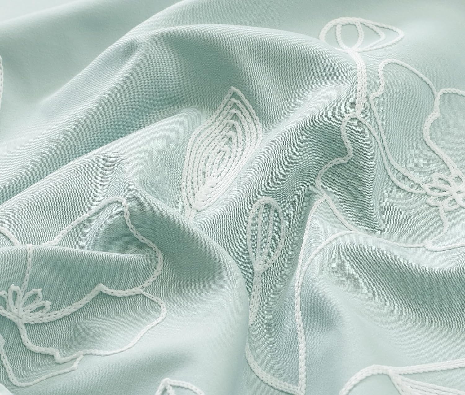 Stratford Park 7 Piece Green Comforter Set, Embroidery, Queen Size, Girls Bedding, All Season Bedding Set, Unique Pattern, Matching Decorative Pillows, Pillow Sham