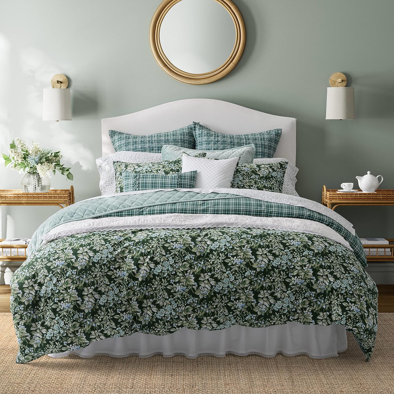 Laura Ashley – Queen Comforter Set, Reversible Floral Bedding with Matching Shams & Bonus Decorative Pillow Covers, Medium Weight, 7-Piece, College Dorm Room Essentials (Bramble Floral Green)