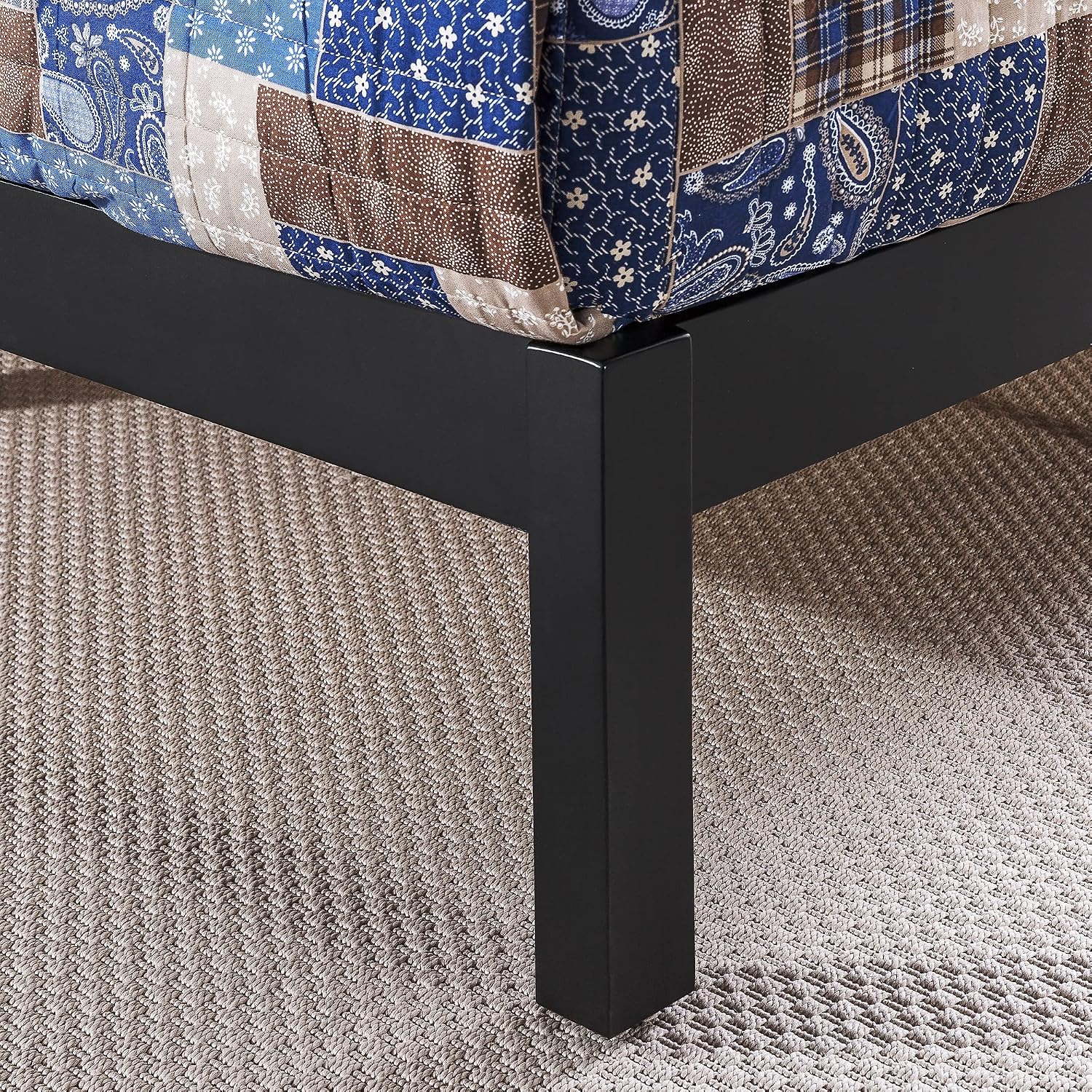 Zinus Santiago Wood Platform Bed Frame, Wood Slat Support, No Box Spring Needed, Easy Assembly, King, Black