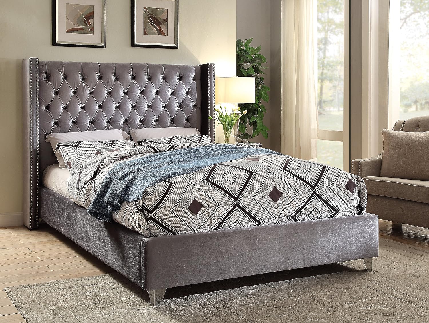Meridian Furniture Aiden Collection Modern | Contemporary Velvet Upholstered Bed with Deep Button Tufting, Solid Wood Frame, and Custom Chrome Legs, King, Grey